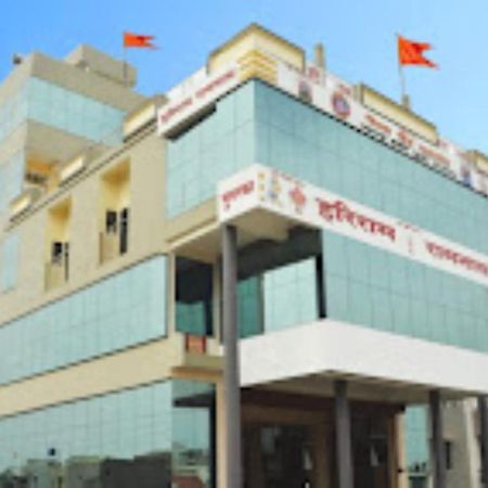 Hotel Hariram Tower Wardha Bagian luar foto