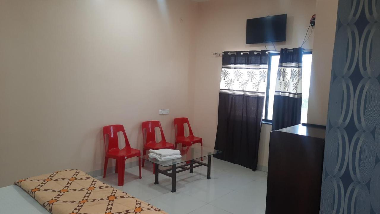 Hotel Hariram Tower Wardha Bagian luar foto
