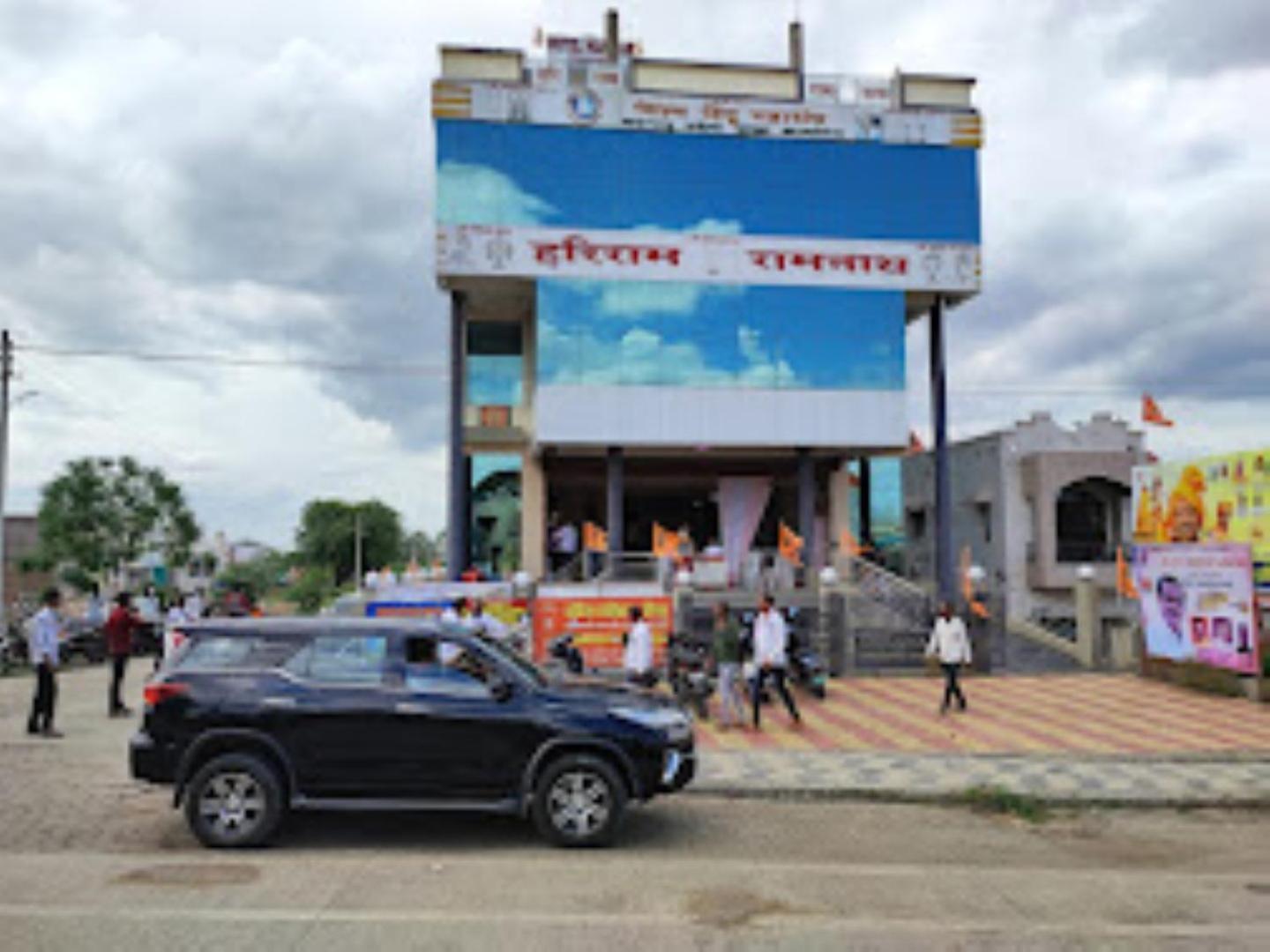 Hotel Hariram Tower Wardha Bagian luar foto